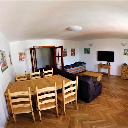 Apartment Galerie Marie Чешки Крумлов Екстериор снимка